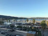 Penthouse near Saint Tropez Cavalaire sur mer Port view, Beach...