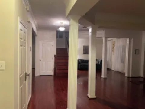 Lex Holmes Luxury House Hotels in Fort Washington