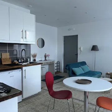 2 steps from Senlis historic center