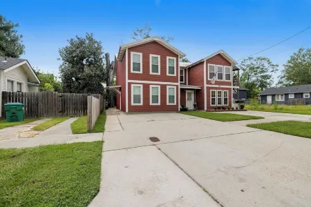 The Sandra House Downtown Hammond