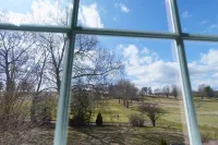 Luxury 4-bedroom house in charming Bloomfield, Secluded, WiFi & Security camera. Hotels in Bloomfield