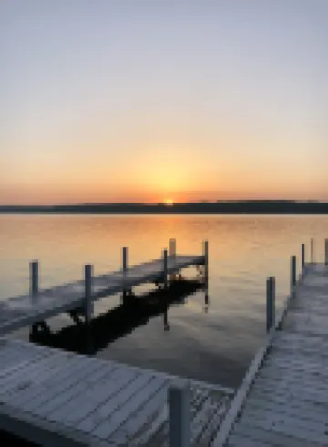 Lake Delavan Guest House with boat slip! Hotels in Delavan Lake
