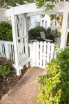 DeSoto Beach Gardens - parking