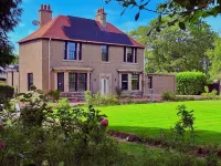 Red Roofs | 5BR Luxury | Near Edinburgh | EV Point Hotels in 