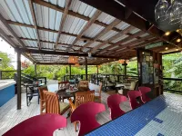Guava Grove Resort & Villas Hotels in Sandy Bay