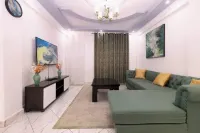 Arabel's Place 1BR, California Plaza Hotels in Central