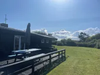 4-bedroom cabin in delightful Sjællands Odde 100m to the beach