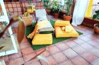 Discover La Casa de las Violetas in the heart of Ecija Hotel di Ecija