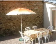 GITE La CORBEILLE 6 People with POOL Hotel a Cotes-d'Armor