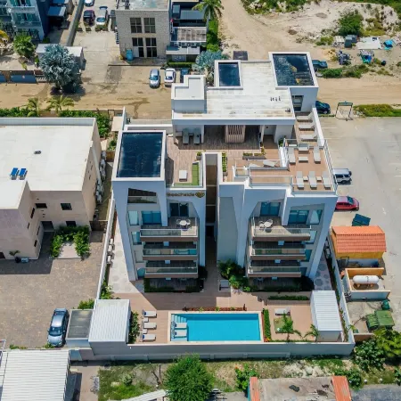 Beachside Residences Отели рядом с достопримечательностью «Пляж Палм-Бич»