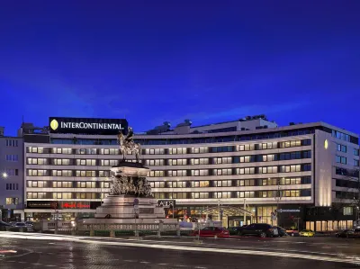 InterContinental Hotels Sofia Отели рядом с достопримечательностью «Национальный Военно Исторический Музей»