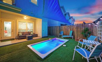 Peaceful Paradise Private Pool, Balcony Views + 5 Mins to Whitecap Beach