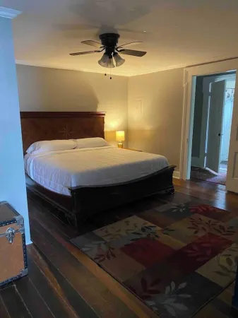 Stay downtown within walking distance of restaurants, shopping, and breweries!