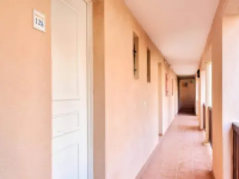 Apartment in Mallemort with Heated Wave Pool