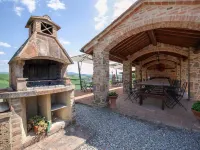 Apartment in Peccioli with pool