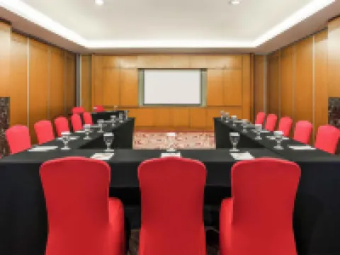 三寶壟宜必思新帕麗瑪飯店