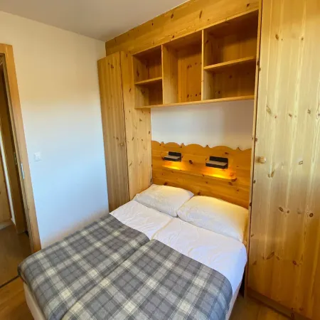 Apartment in Nendaz with paid sauna