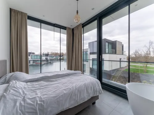 Waterfront Holiday Home in Arnemuiden - 2-Star