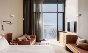 Wonil Hotel Perth - Handwritten Collection