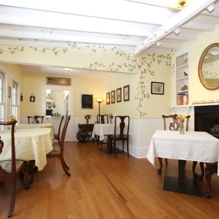Olallieberry Inn Bed and Breakfast