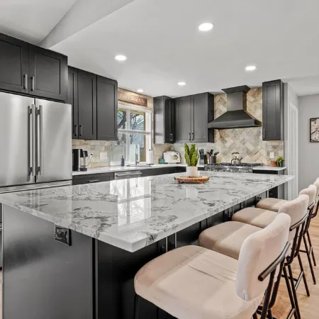 7-Bedroom Retreat with Hot Tub – Near Ski Resorts & SLC