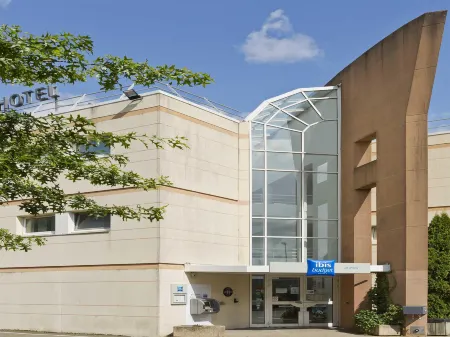 ibis budget Le Mans Universite Отели в г. Руйон