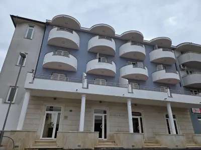 Artena Hotel Отели в г. 