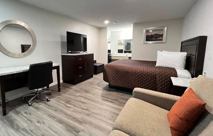 Garden Inn & Suites