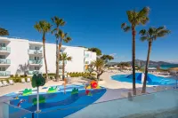 Iberostar Waves Playa de Muro - Beach