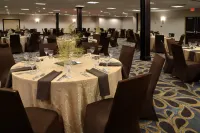 Holiday Inn CANTON (BELDEN VILLAGE) by IHG - breakfast