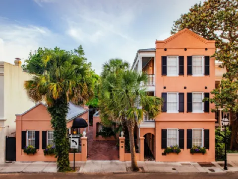 Elliott House Inn Hotel berhampiran College of Charleston