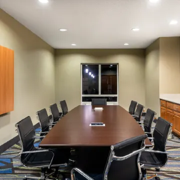 Holiday Inn Express & Suites DAPHNE-SPANISH FORT AREA by IHG