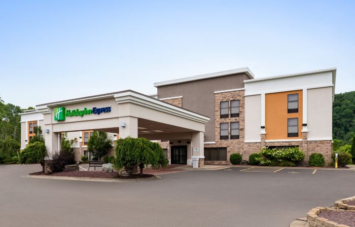 Holiday Inn Express CORNING - PAINTED POST by IHG