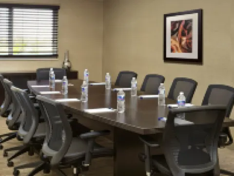 Holiday Inn Express & Suites NAPLES DOWNTOWN - 5TH AVENUE by IHG Hotels in Collier County