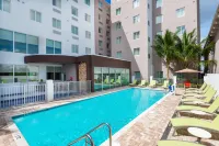 Staybridge Suites MIAMI INTERNATIONAL AIRPORT by IHG - Pools