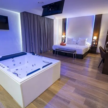 MB Boutique Hotel - Adults Recommended