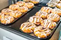 Holiday Inn Express & Suites FORT MYERS AIRPORT by IHG - breakfast