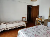 Spacious Apartment Close to the Beach - 2-Star