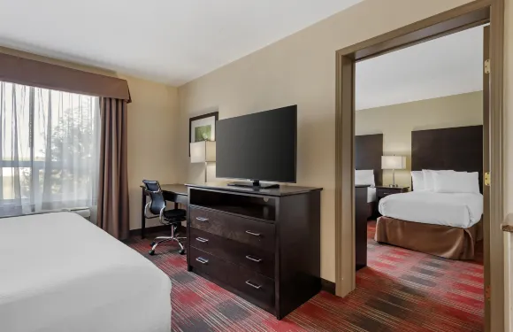 紅鹿貝斯特韋斯特優質套房酒店