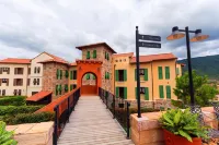 Toscana Town Square Suites