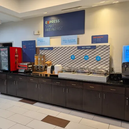 Holiday Inn Express COLUMBIA by IHG