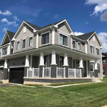 Two Adjacent Homes with 8 Bedrooms