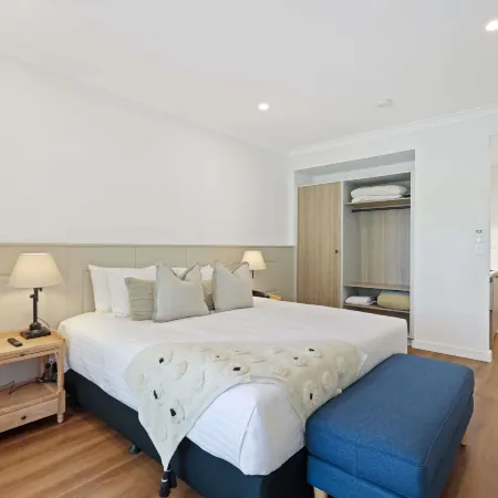 Clare Country Club Отели в г. Клэр