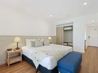 Clare Country Club Hotels in Clare