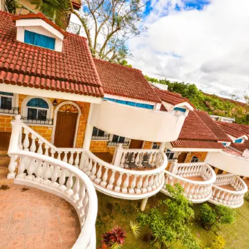 Estancia Resort Hotel