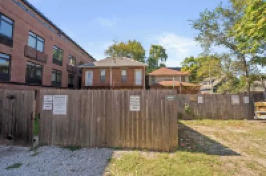 The Luxe Pearl Residences 872.5 فنادق في 