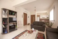 Sioufi - 2-BR Apartment With a Balcony Hotels in Sin el Fil