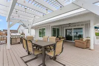 5550棕櫚天堂：三卧室住宅，帶海灣景觀和加熱泳池 - 精品