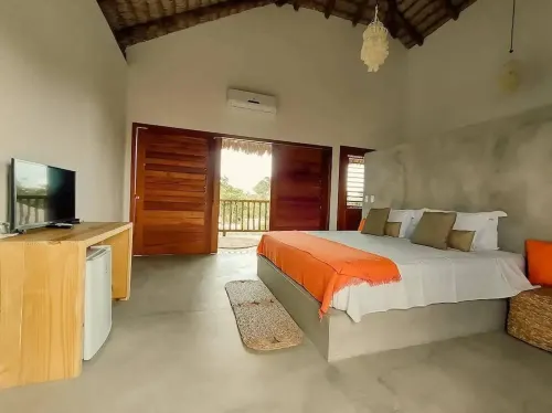 Private Complex With Swimming Pool Close to the Ocean