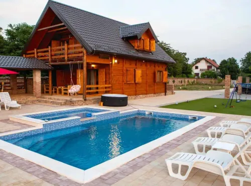 Wooden House Vučedol - 4-Star